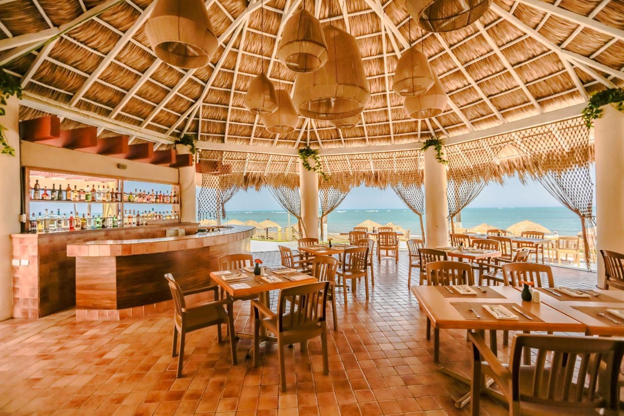 卡米诺睿尔韦拉克鲁斯酒店 外观 照片 Restaurant at the resort